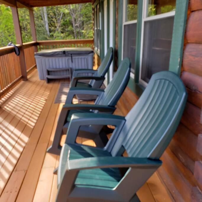 Yogi'S Den: Breathtaking Views! 3 Min To Dollywood, On 1 Acre! Vila Sevierville Exterior foto
